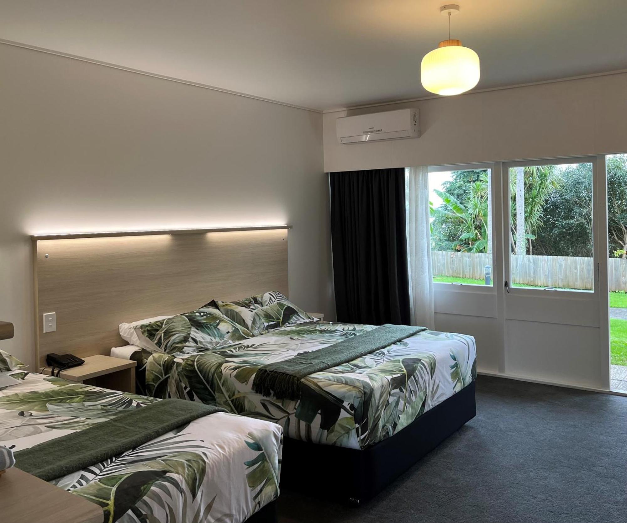 Comfort Hotel Flames Whangarei Exterior foto